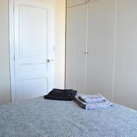 A 2 Pas De La - Centre D'asnelles