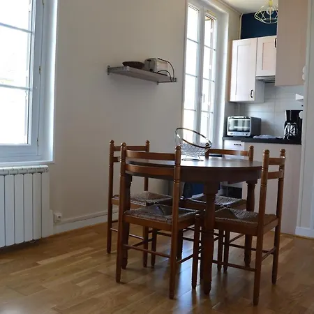 A 2 Pas De La - Centre D'asnelles Apartment