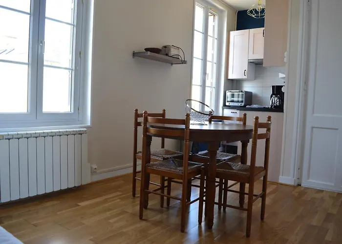 A 2 Pas De La - Centre D'asnelles Apartment